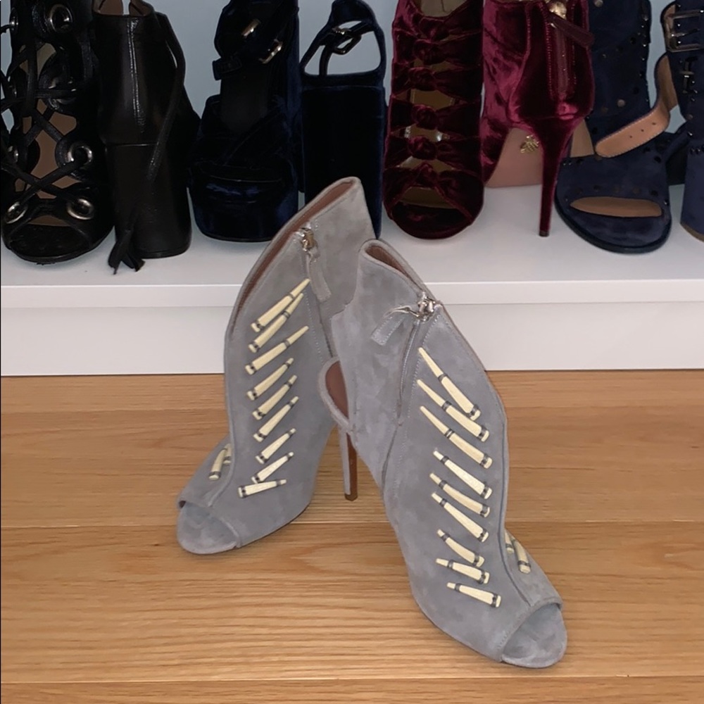 RARE Tabitha Simmons Heels / Sandals Grey Size 37